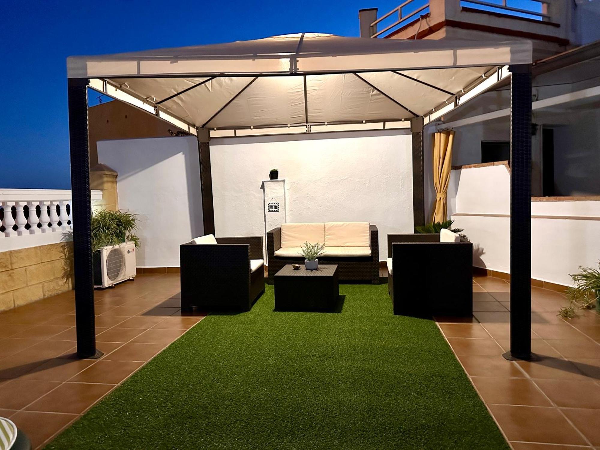 The House In Toquero Solarium Views To The Alcazaba Сasa de vacaciones